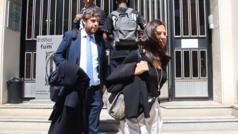 Los primeros investigados por el caso Montoro se niegan a declarar ante el juez