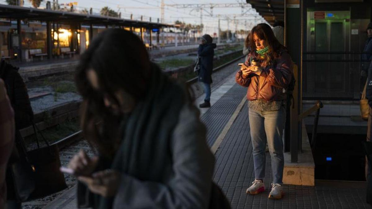 El Govern y ERC sellan el lunes el acuerdo para estrenar la línea orbital en el año 2040