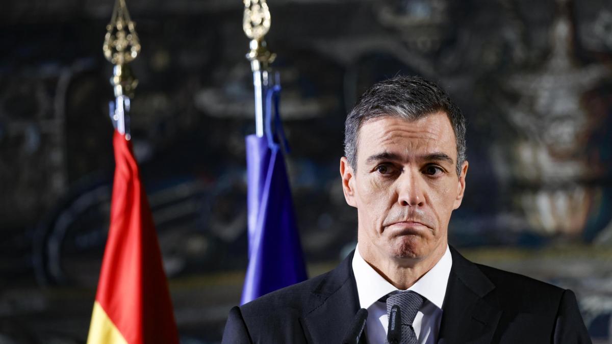 Sánchez y la técnica del avestruz