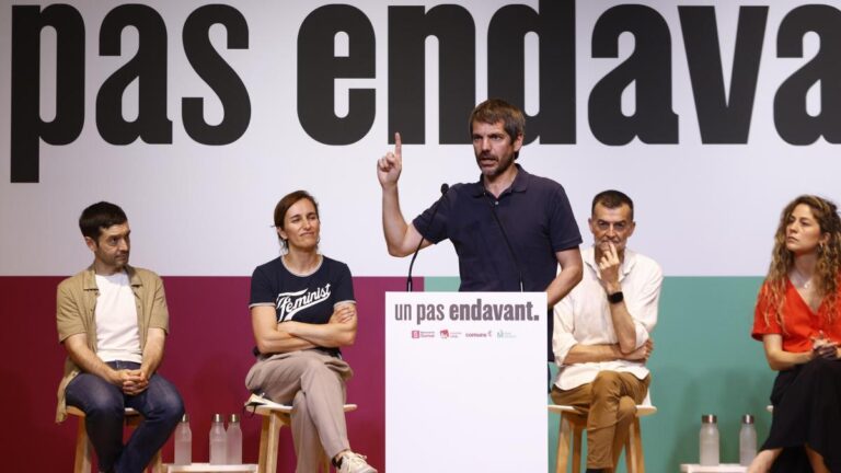 Sumar insta al PSOE a “limpiar su casa” y ofrece “certidumbre” a la izquierda: “Nosotros estamos impolutos”