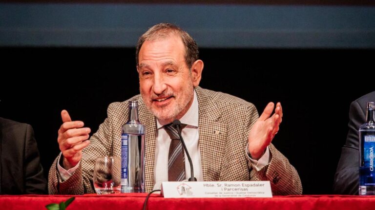 El Govern defiende la cooperación con la Iglesia ante la visita del Papa desde una “sana laicidad”