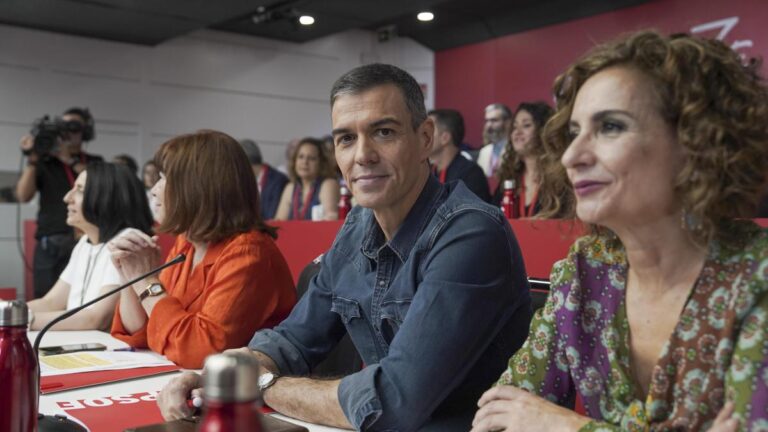 Sánchez reúne al comité federal para tratar de inyectar “moral de combate” en el PSOE