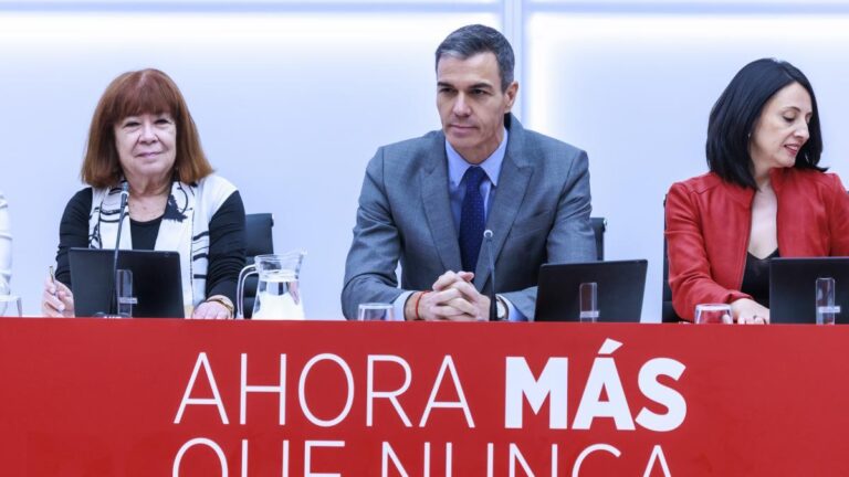 La dirección del PSOE carga contra los acusados en la trama: “Farsantes, oportunistas y resentidos”