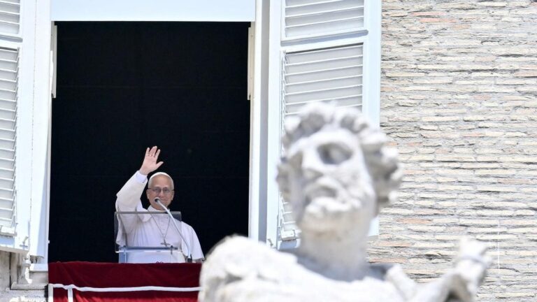 León XIV agradece al Rey y a la Iglesia española tras su viaje apostólico