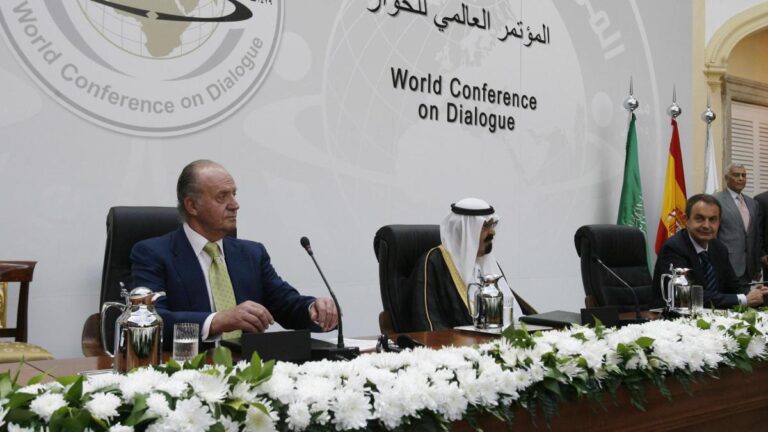 Las joyas de Zapatero son un regalo del rey de Arabia Saudí, según el entorno del expresidente