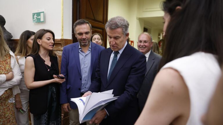 Feijóo cree que Junts se está “moviendo” y expone siete líneas rojas si tiene que gobernar con Vox