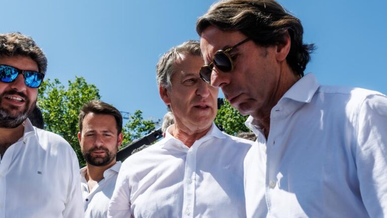 ¿Aznar hablaría en catalán con Puigdemont?