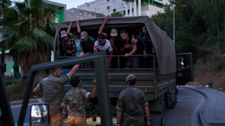 El presidente de los obispos europeos llama a proteger las vidas en Ceuta