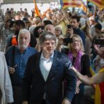 Puigdemont cita a su círculo de confianza para preparar el curso de su retorno