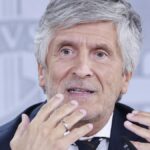 El Gobierno admite que se informó del aumento de entradas en Ceuta pero no de un asalto “excepcional”