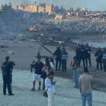 Crece la tensión en Ceuta con grupos de vecinos quemando campamentos de inmigrantes