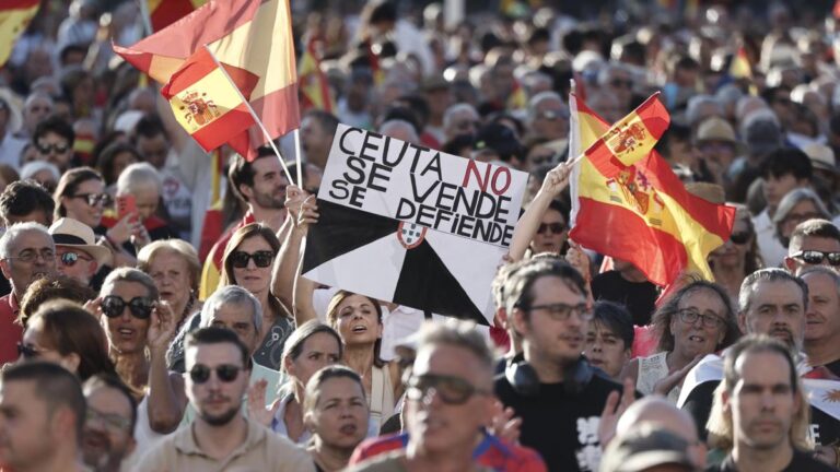 PP y Vox encabezan en Madrid la manifestación contra Pedro Sánchez hoy, en directo