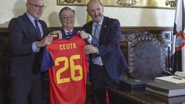 El fútbol une, el Mundial 2030 no tanto