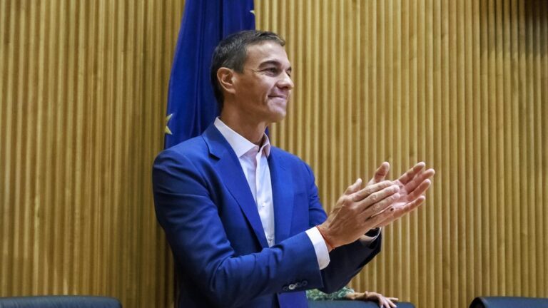 La desclasificación de los informes del CNI sobre la crisis en Ceuta por parte del Gobierno y la entrevista a Pedro Sánchez, en directo