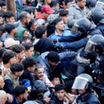 Más de 3.000 inmigrantes siguen en la calle en Ceuta tras un tenso realojo
