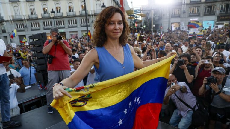 El ensanche latino de Ayuso