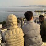 El quitamiedos de las lamentaciones frente al espigón del Tarajal