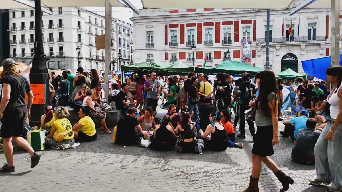 Maricarmen y la negociación del decreto de la vivienda, en directo | Última hora de la acampada en Puerta del Sol en Madrid
