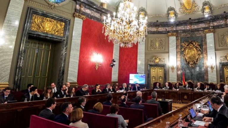 El TC, expectante ante el siguiente paso del Supremo con Puigdemont para zanjar la amnistía