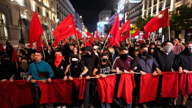 Vuelven las banderas rojas