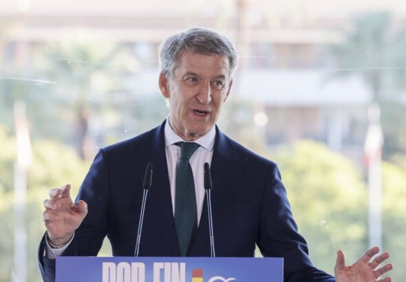 Feijóo reivindica que Milei ha rebajado la pobreza en Argentina pero no comparte su “lenguaje”