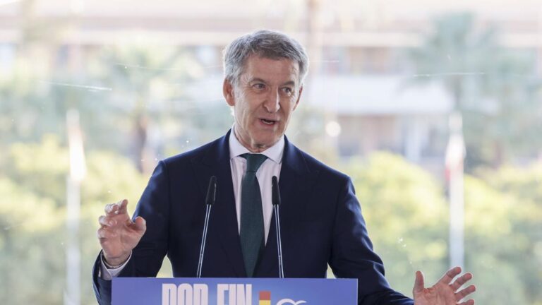 Feijóo reivindica que Milei ha rebajado la pobreza en Argentina pero no comparte su “lenguaje”